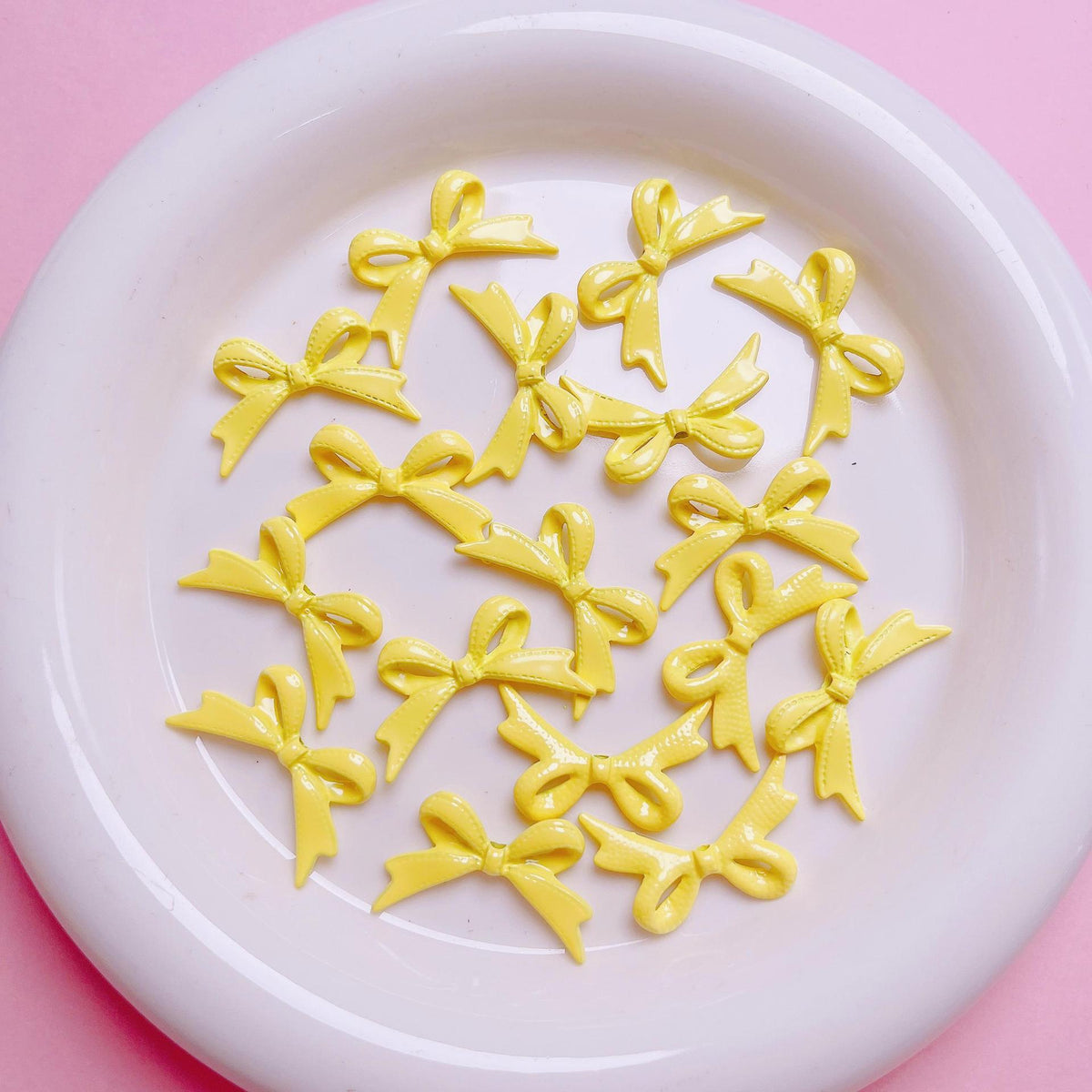 10Pcs Alloy Spray-painted Ribbon Bow Straight Holes DIY Accessories