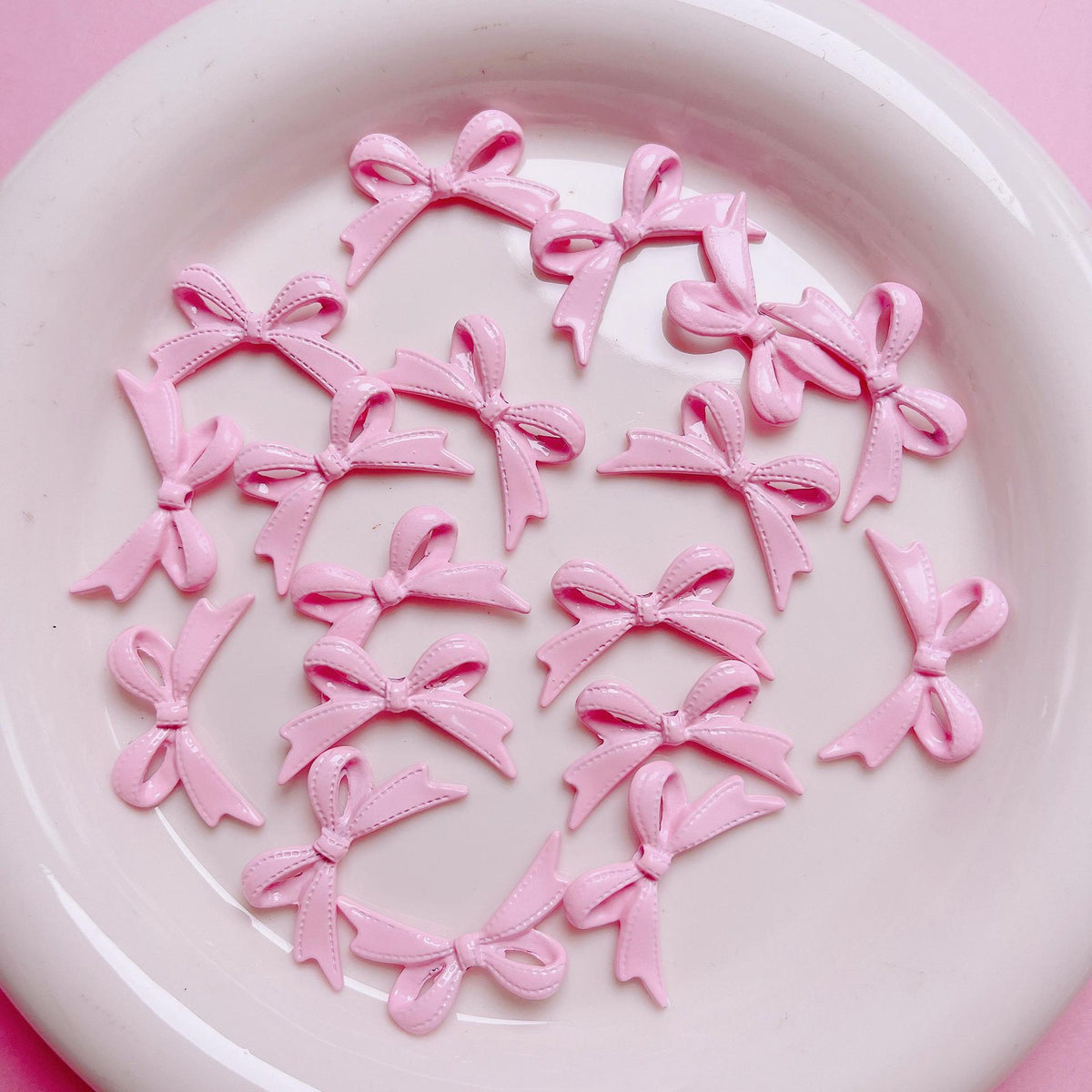 10Pcs Alloy Spray-painted Ribbon Bow Straight Holes DIY Accessories